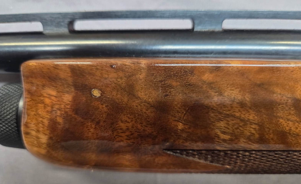 Used Remington 1100 Sporting 28 25" w/tubes - Image 2